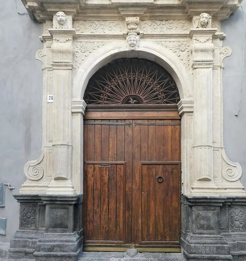 Palazzo Geremia - Le Dimore Dell'Antiquario Lägenhet Acireale 0*,  Italien